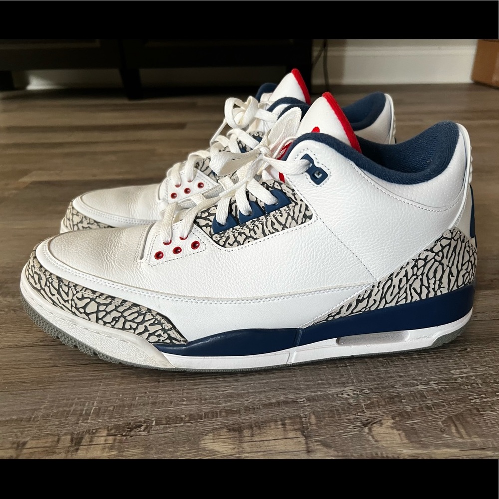 Retro Jordan OG “True Blue”